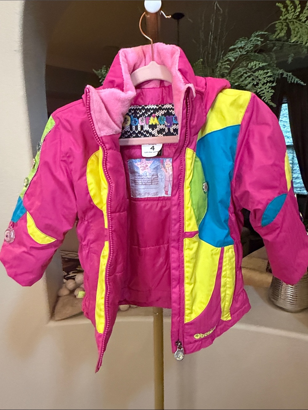 Obermeyer Girls' Kismet Ski Jacket Size 4